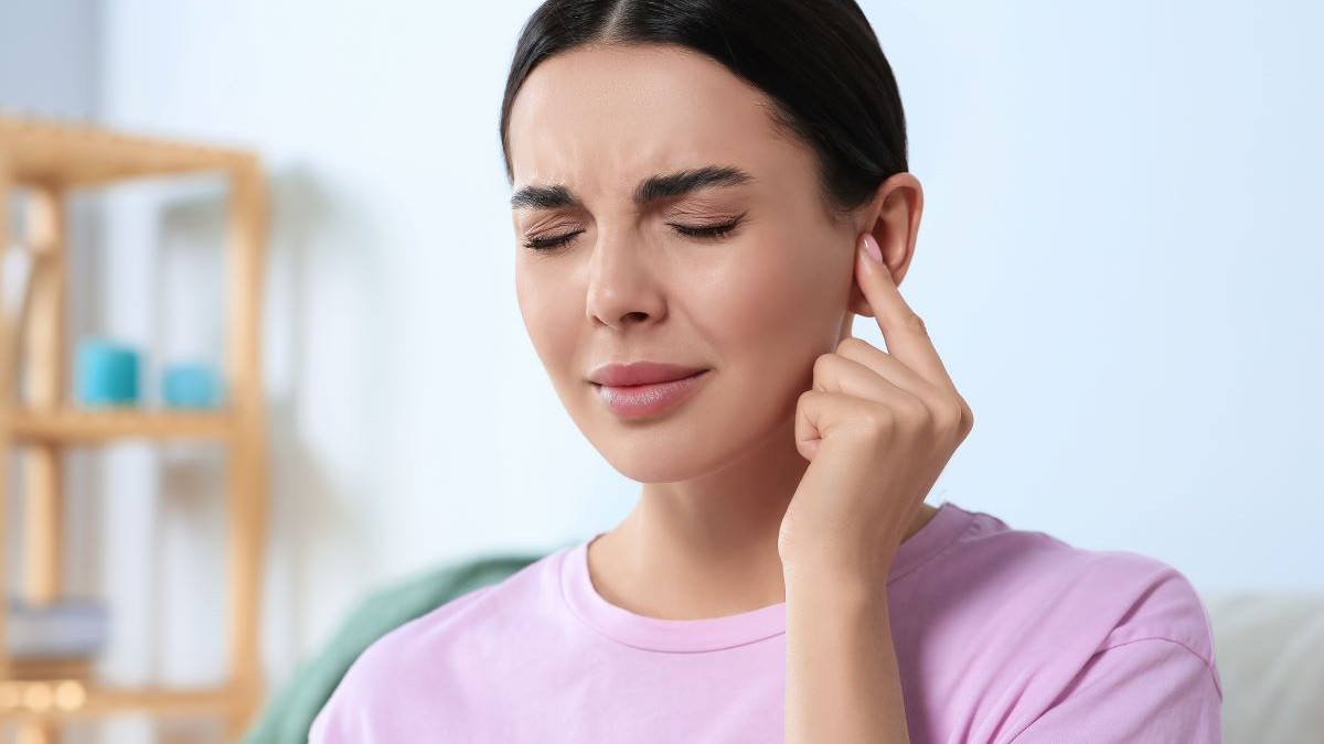 Voici LA méthode pour déboucher vos oreilles sans danger