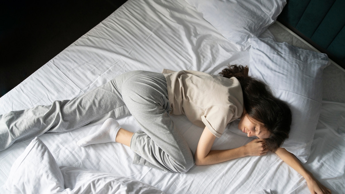 Insomnie : cette méthode japonaise promet de vous endormir en 2 minutes chrono !