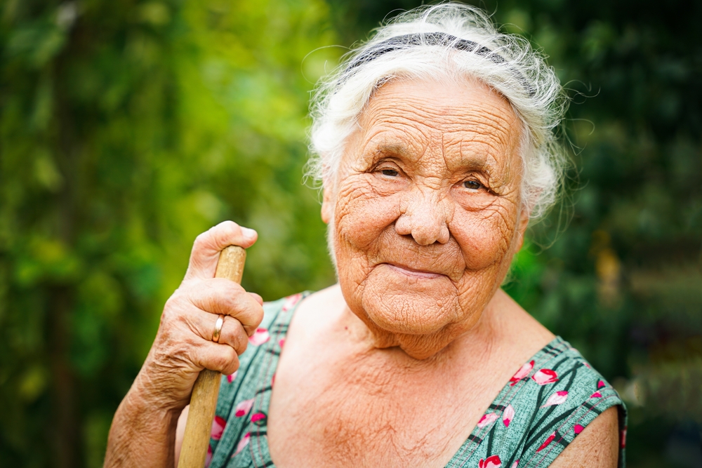 Les 7 secrets des centenaires pour une vie longue et épanouie !